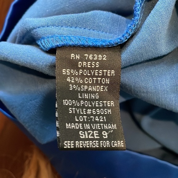 Junior's Snap Halter Formal Dress Tie Back - Homecoming or Prom Size 9 - Picture 17 of 17